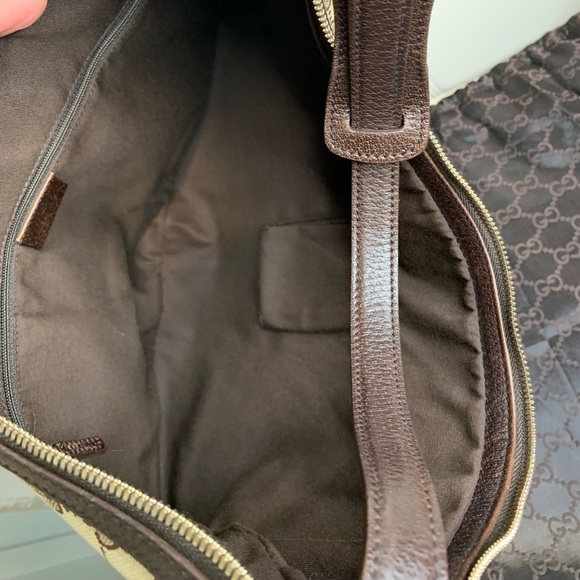 Authentic Gucci hobo bag - Picture 3 of 7